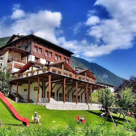 Albergo Miramonti Rabbi Dış mekan fotoğraf
