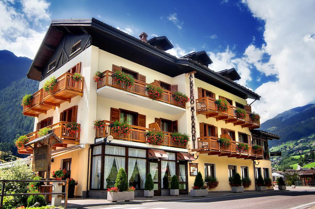 Albergo Miramonti Rabbi Dış mekan fotoğraf