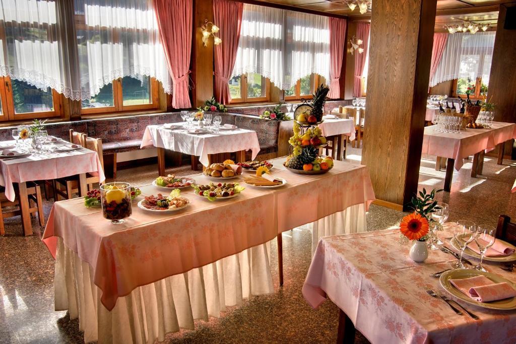 Albergo Miramonti Rabbi Dış mekan fotoğraf